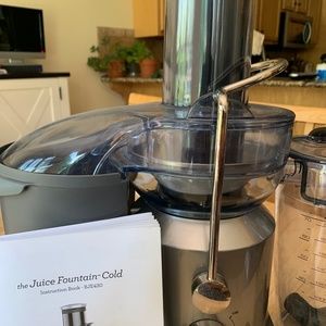 Breville® 70 oz. Juice Fountain Cold Juicer